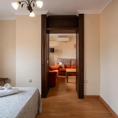 Cuarteles By Dossan Apartment Malaga Exterior photo
