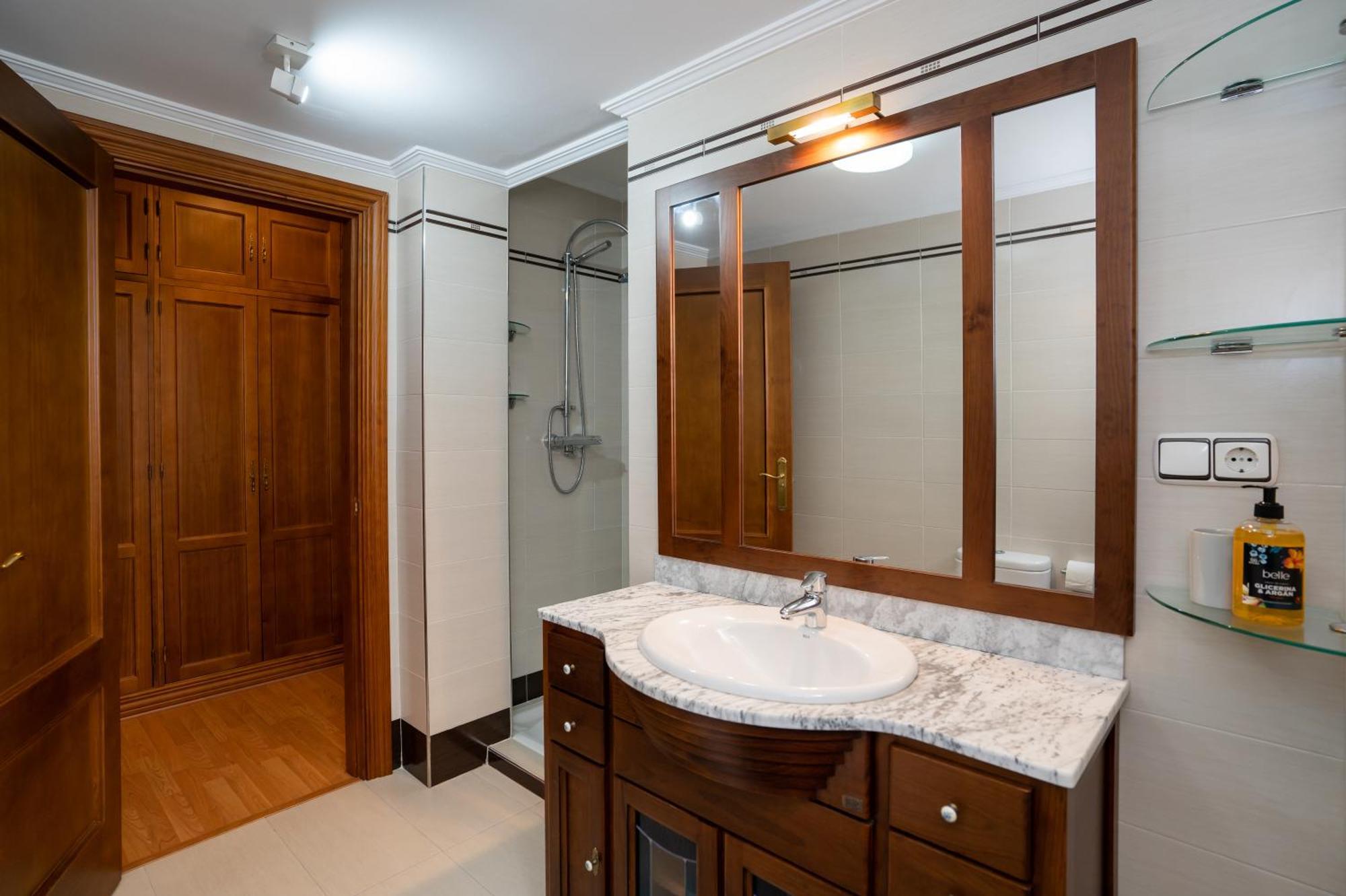 Apartament Cuarteles By Dossan *